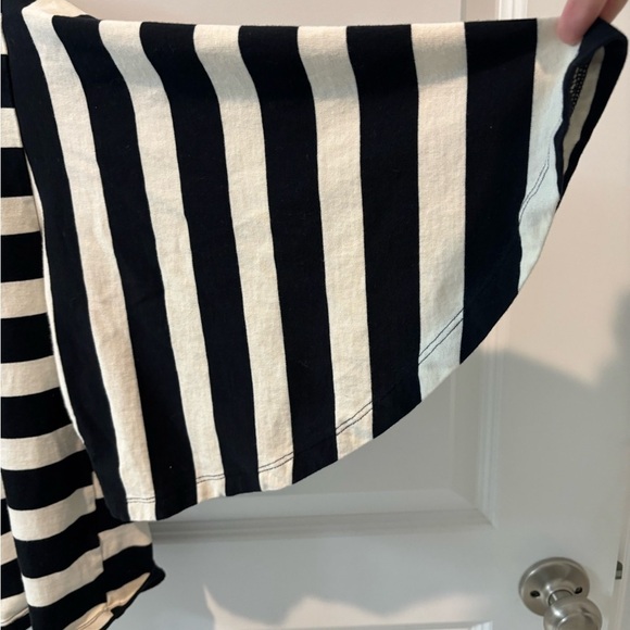 Black and white Who What Wear top, horizontal stripes, butterfly sleeves, small - Picture 4 of 5